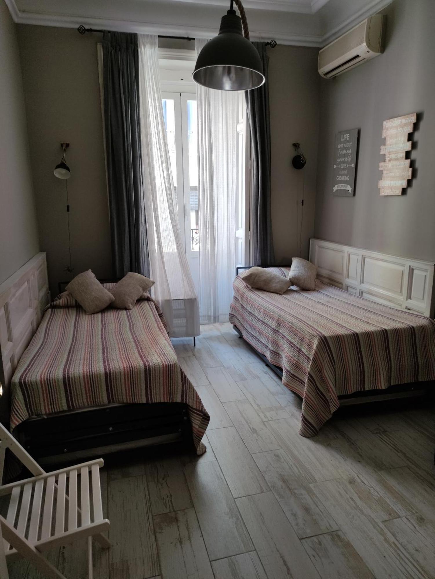 Hostal Hispalense Madrid Kültér fotó